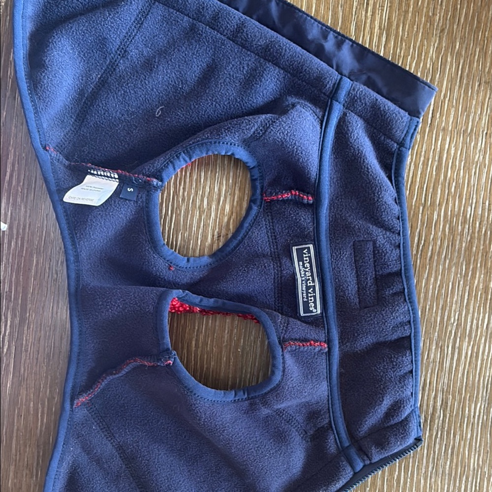Vineyard Vines Blue Dog Clothing & Accessories